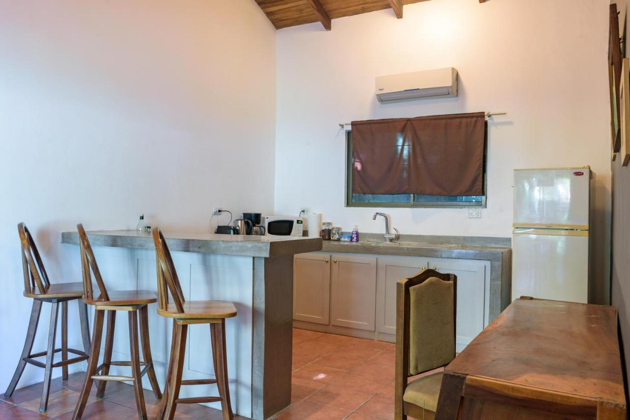 Hotel Mahayana Tamarindo Zewnętrze zdjęcie