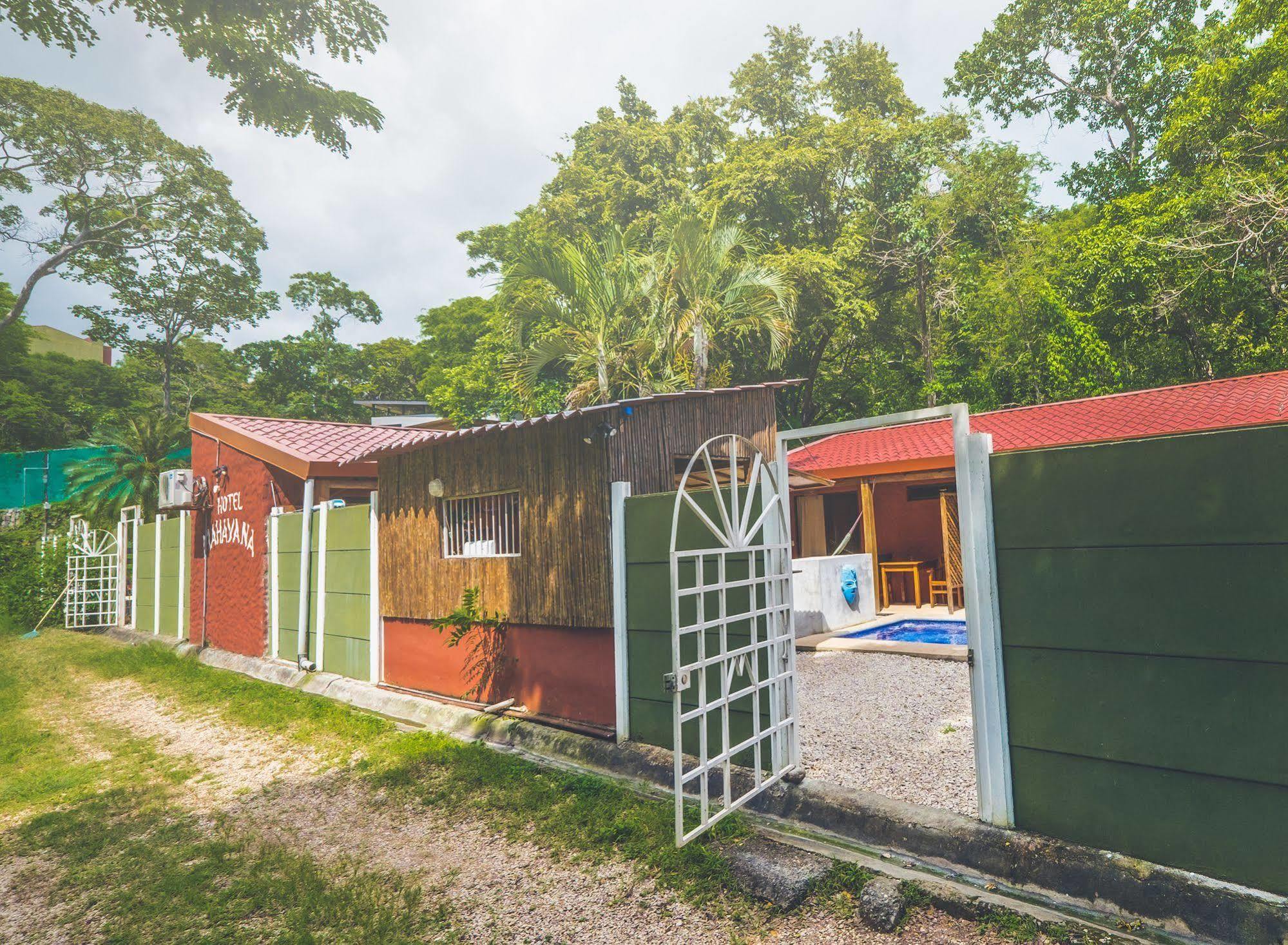 Hotel Mahayana Tamarindo Zewnętrze zdjęcie
